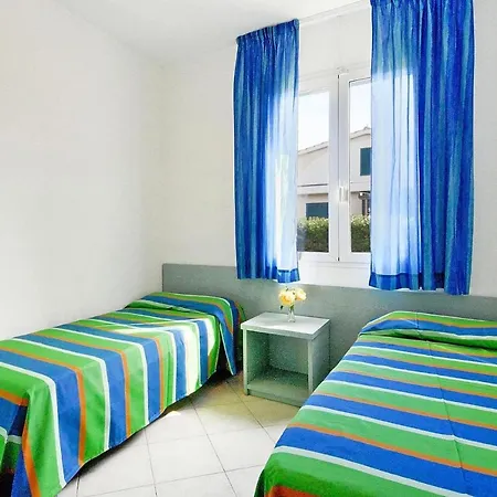 In Cecina Mare With Outdoor Pool Apartment *